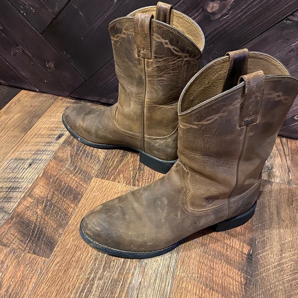 Ariat boots mens
